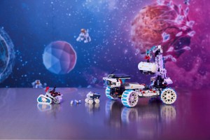 LEGO Technic 42211 Kosmiczny łazik księżycowy Lunar Outpost™